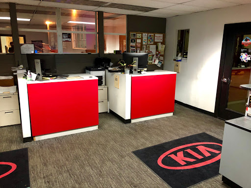 Kia Dealer «Kia of Portland», reviews and photos, 307 NE Broadway St, Portland, OR 97232, USA