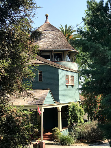 Tourist Attraction «Christmas Tree Lane», reviews and photos, Santa Rosa Ave, Altadena, CA 91001, USA