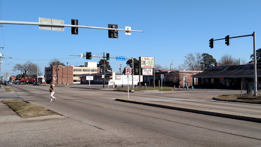 Gun Shop «Gun Shop-Ron Hess», reviews and photos, 7434 Tidewater Dr, Norfolk, VA 23505, USA