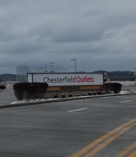 Shopping Mall «Taubman Prestige Outlets», reviews and photos, 17057 N Outer 40 Rd, Chesterfield, MO 63005, USA