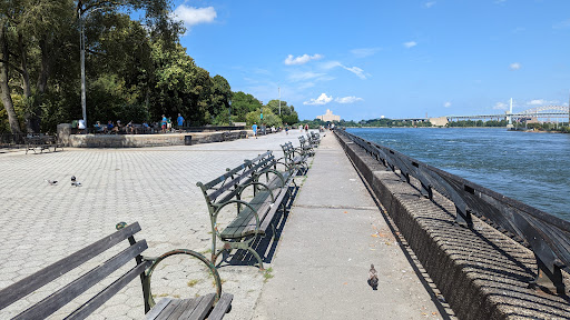 Park «Carl Schurz Park», reviews and photos, East 86th Street & East End Ave, New York, NY 10028, USA