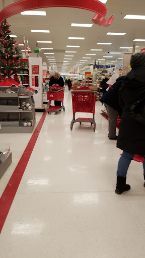 Department Store «Target», reviews and photos, 975 Co Rd E East, Vadnais Heights, MN 55127, USA