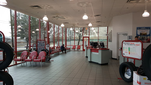 Tire Shop «Discount Tire Store - Keller, TX», reviews and photos, 1701 S Main St, Keller, TX 76248, USA