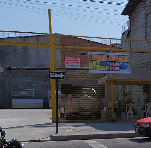 Opiniones de Garaje y Lava Autos en Guayaquil - Servicio de lavado de coches