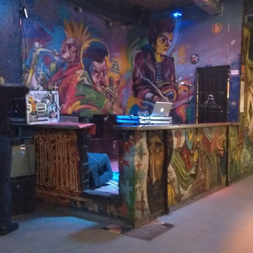 Graffiti Bar & Club