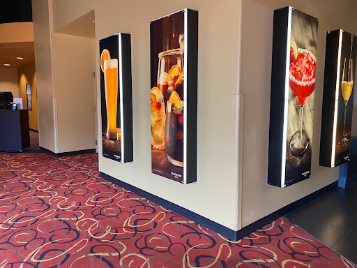 Movie Theater «AMC DINE-IN Grapevine Mills 30», reviews and photos, 3150 Grapevine Mills Pkwy, Grapevine, TX 76051, USA