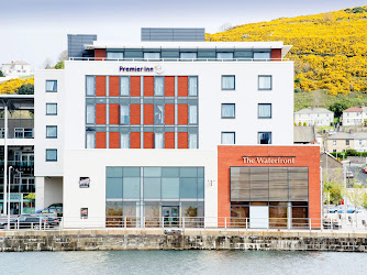 Premier Inn Swansea Waterfront Hotel