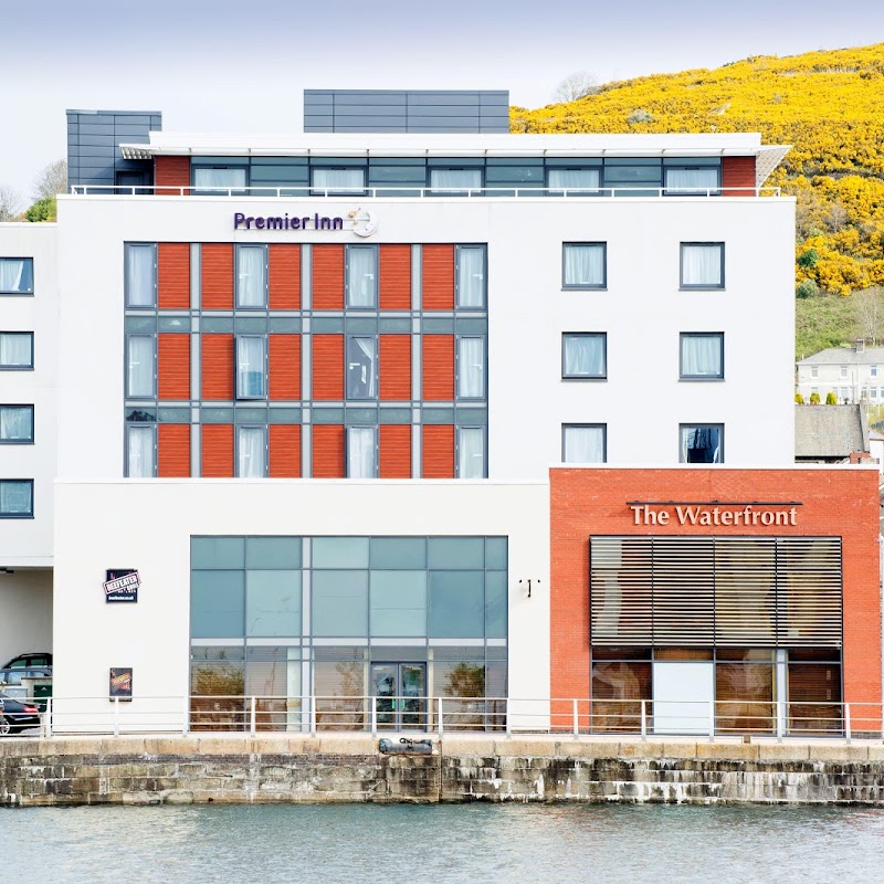 Premier Inn Swansea Waterfront Hotel