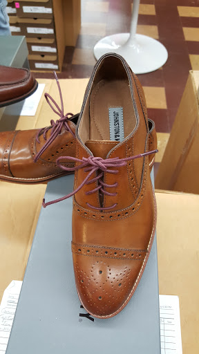 Shoe Store «Bob Jones Shoes», reviews and photos, 1914 Grand Blvd, Kansas City, MO 64108, USA