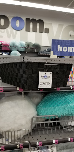 Variety Store «Five Below», reviews and photos, 23853 Eureka Rd, Taylor, MI 48180, USA