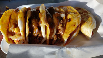 Tacos El Güero Romo - Ignacio Allende 314, Centro, 66400 San Nicolás de los Garza, N.L., Mexico