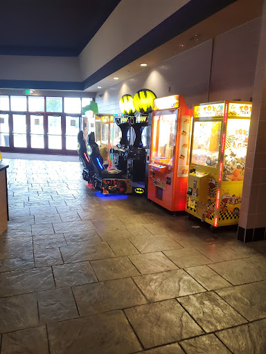 Movie Theater «MJR Marketplace Digital Cinema 20», reviews and photos, 35400 Van Dyke Avenue, Sterling Heights, MI 48312, USA