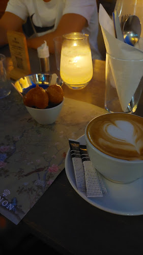 Syntagma Square 2, Ναύπλιο 211 00