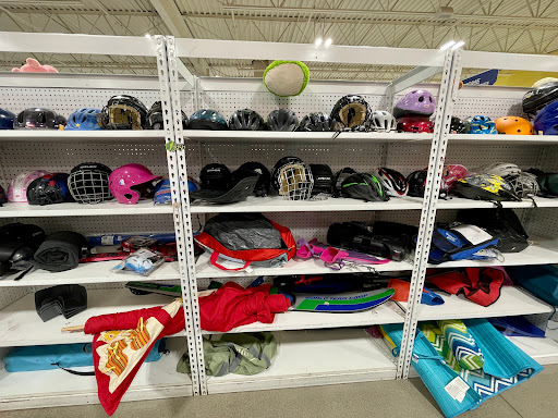 Thrift Store «Goodwill - Maplewood», reviews and photos, 2580 White Bear Ave, Maplewood, MN 55109, USA