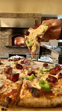 Pizza du Pizzeria Pizza artisanale au feu de bois à Saint-Étienne - n°1