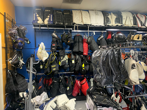 Sporting Goods Store «Play It Again Sports- Arnold, MO», reviews and photos, 223 Arnold Crossroads Center, Arnold, MO 63010, USA