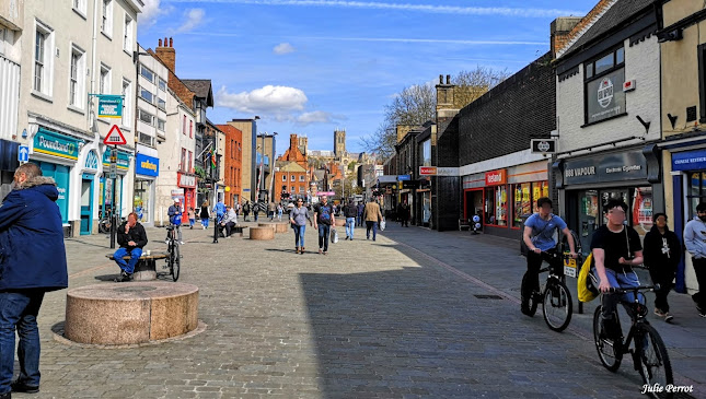 Reviews of High Street Lincoln in Lincoln - Shopping mall