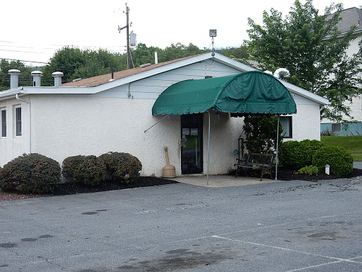 Laundry «Wind Gap Laundry and Tanning», reviews and photos, 147 N Broadway, Wind Gap, PA 18091, USA