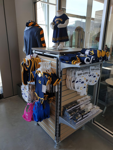 Book Store «Cal Student Store», reviews and photos, 2495 Bancroft Way #134, Berkeley, CA 94720, USA