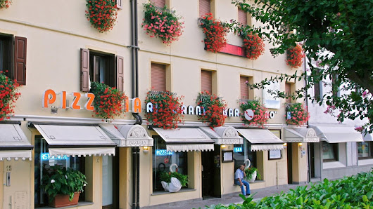 Hotel Ristorante Pizzeria Cigno Piazza Duomo, 17, 33053 Latisana UD, Italia