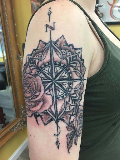 Tattoo Shop «Diamond Mind Tattoo», reviews and photos, 53 Main St, Buzzards Bay, MA 02532, USA