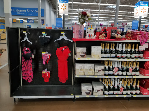Discount Store «Walmart», reviews and photos, 11400 WA-99, Everett, WA 98204, USA