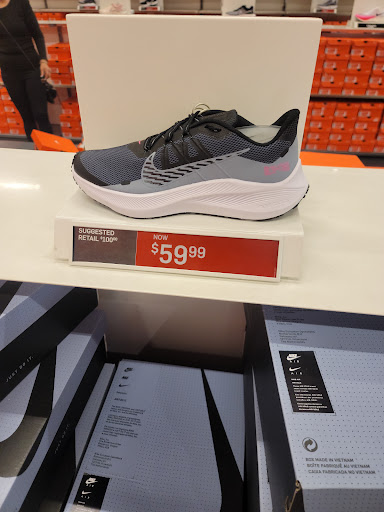 Clothing Store «Nike Factory Store», reviews and photos, 3736 Center Park Dr, West Jordan, UT 84084, USA
