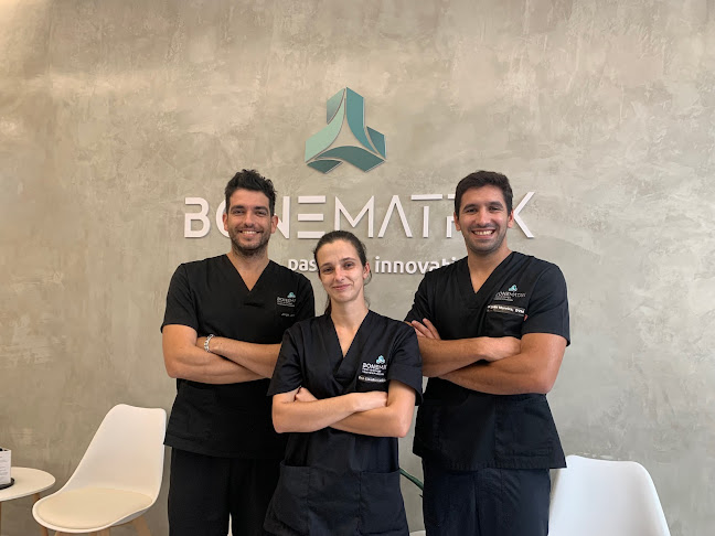 BONEMATRIX - Centro de Cirurgia Veterinária Avançada - Veterinário