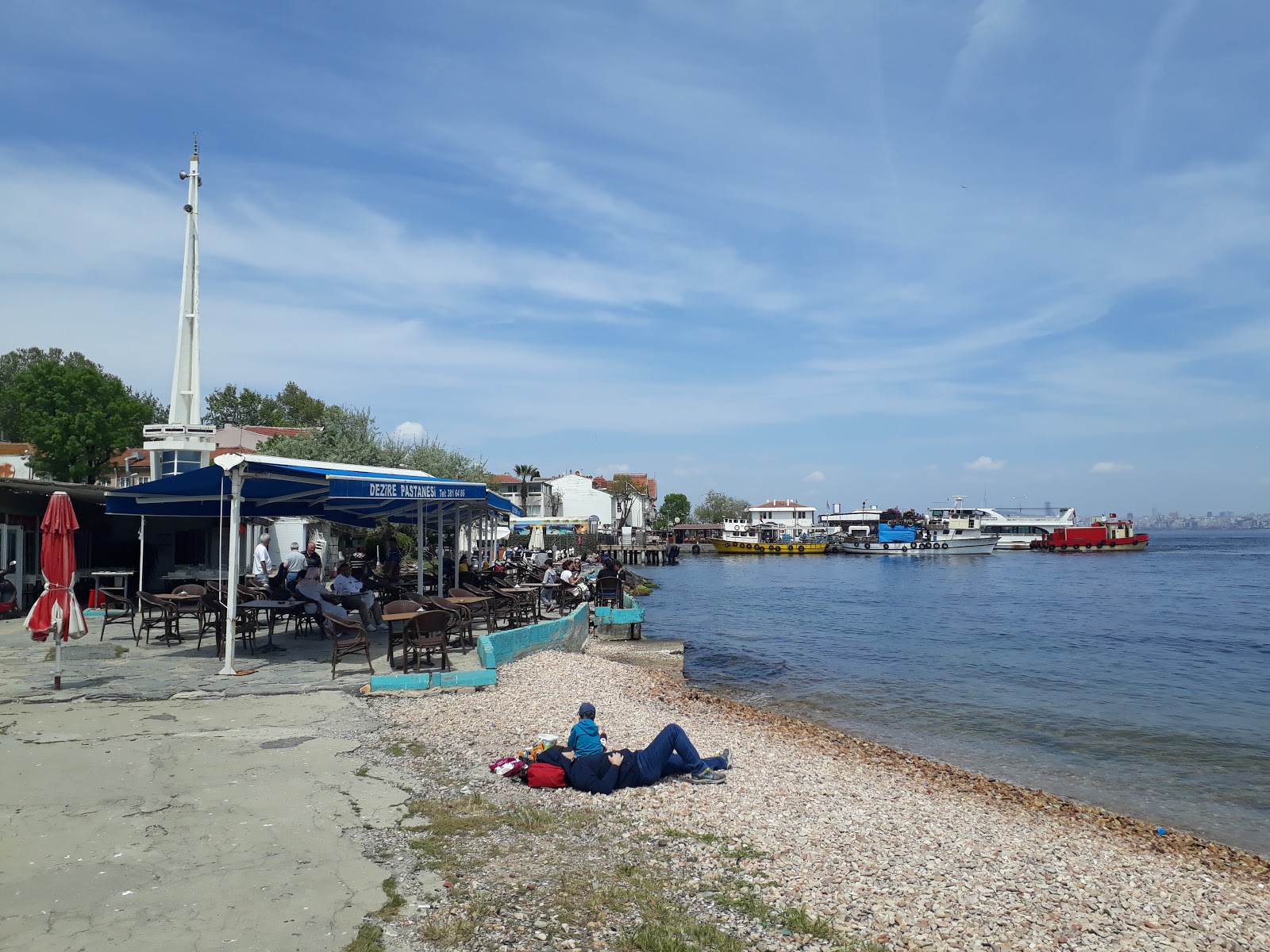 Onur Beach'in fotoğrafı kısmen tatil bölgesi