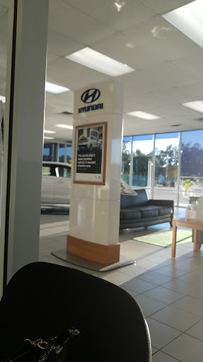 Hall Hyundai Elizabeth City, 1306 N Road St, Elizabeth City, NC 27909, USA, 