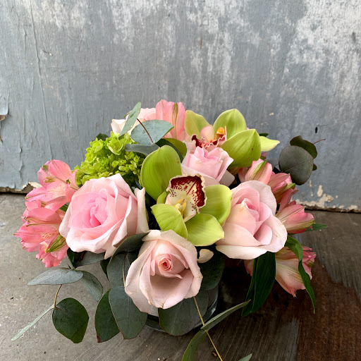 Florist «Petals & Vines», reviews and photos, 410 Main St E, Monmouth, OR 97361, USA