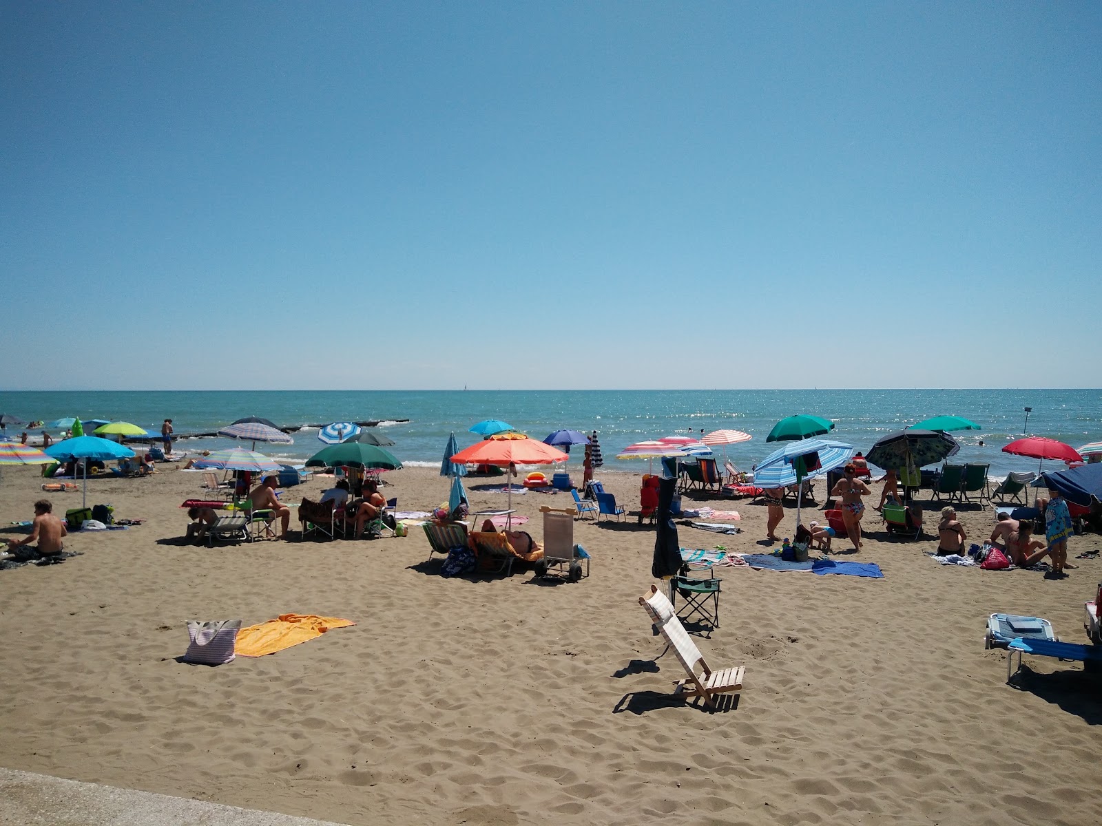 Photo de Spiaggia Libera Caorle zone de station balnéaire