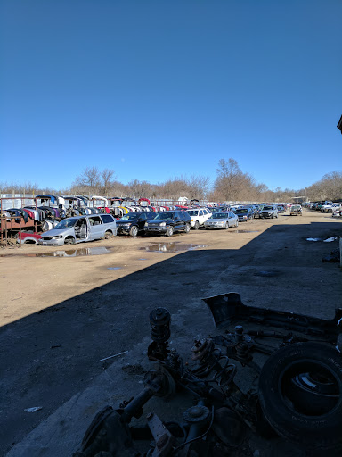 Salvage Yard «Route 12 Auto Parts & Salvage», reviews and photos, 4204 US-12, Richmond, IL 60071, USA