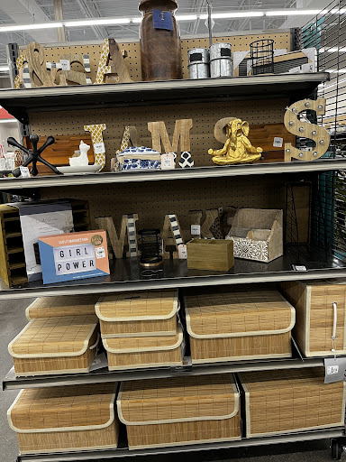 Home Goods Store «Tuesday Morning», reviews and photos, 10953 N Frank Lloyd Wright Blvd, Scottsdale, AZ 85259, USA