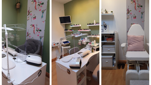 Nikee's Nails Kinsale in Kinsale, Co. Cork