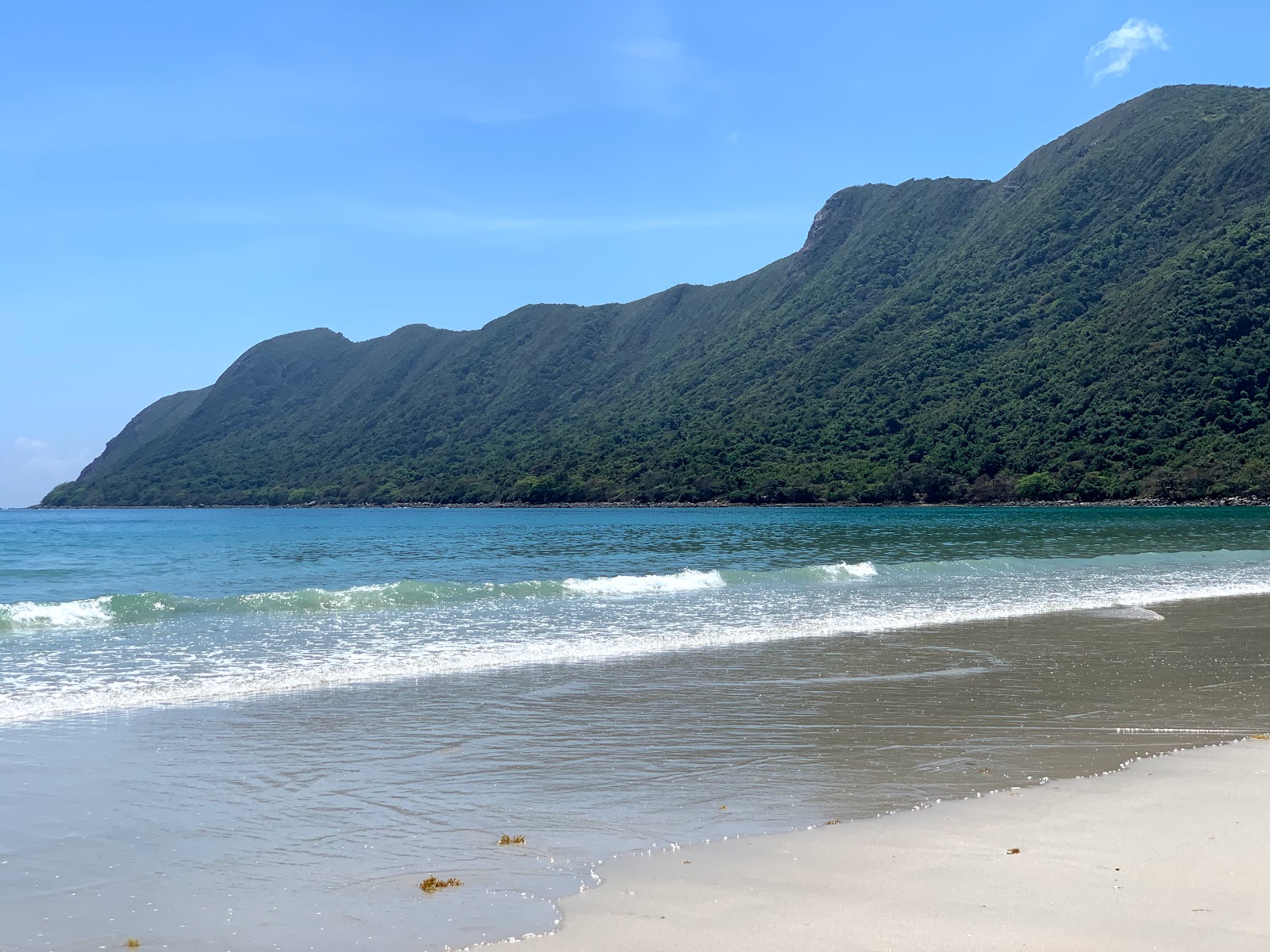 Foto von An Hai Beach mit heller sand Oberfläche