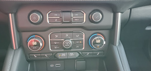 Chevrolet Dealer «Webb Chevrolet Plainfield», reviews and photos, 16140 S Lincoln Hwy, Plainfield, IL 60586, USA