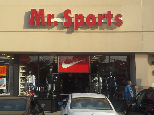 Mr Sports, 100 Broadway, Elmwood Park, NJ 07407, USA, 
