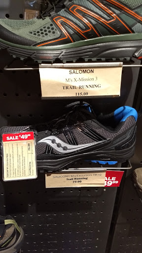 Outdoor Sports Store «Eastern Mountain Sports», reviews and photos, 351E Russell St, Hadley, MA 01035, USA