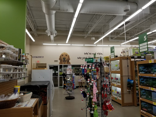 Pet Supply Store «Pet Supplies Plus», reviews and photos, 87 S River Rd, Bedford, NH 03110, USA
