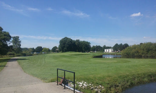 Golf Course «Streamwood Oaks Golf Club», reviews and photos, 565 Madison Dr, Streamwood, IL 60107, USA