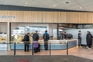 Hudsons Auckland Airport image