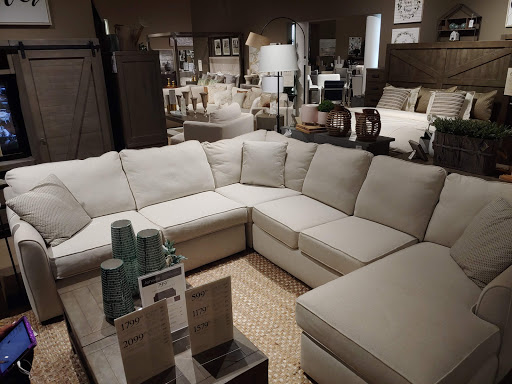 Furniture Store «City Furniture Boca Raton», reviews and photos, 3350 Airport Rd, Boca Raton, FL 33431, USA