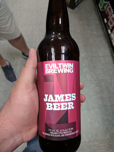 Liquor Store «Amity Wine and Spirit Co», reviews and photos, 3300 Whitney Ave, Hamden, CT 06518, USA