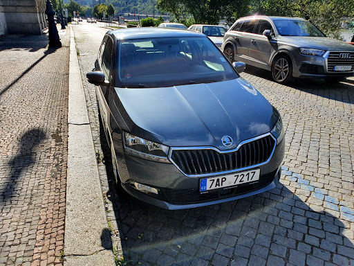 Car rental with driver Prague