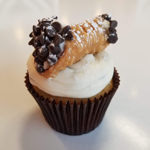 Dessert Shop «Smallcakes Cupcakery and Creamery», reviews and photos, 15624 Pilot Knob Rd, Apple Valley, MN 55124, USA