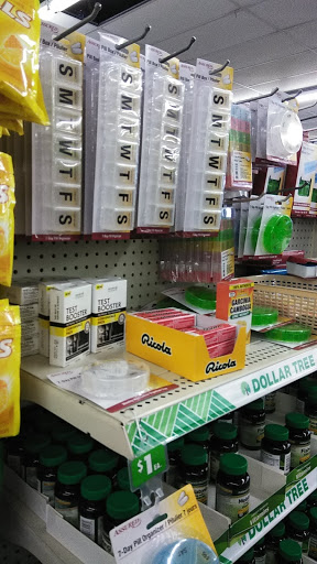 Dollar Store «Dollar Tree», reviews and photos, 1605 W McGalliard Rd, Muncie, IN 47304, USA