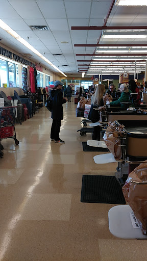 Grocery Store «Hannaford Supermarket», reviews and photos, 100 Plaza Rd, Kingston, NY 12401, USA