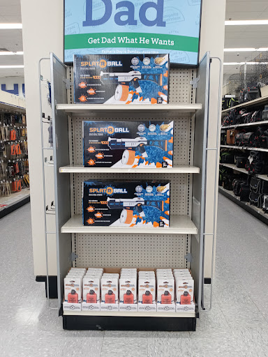 Sporting Goods Store «Academy Sports + Outdoors», reviews and photos, 1414 N Loop 336 W, Conroe, TX 77304, USA