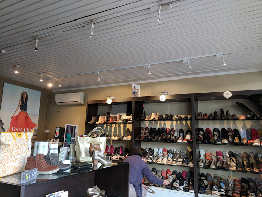 Ian's Shoes Clearance Store